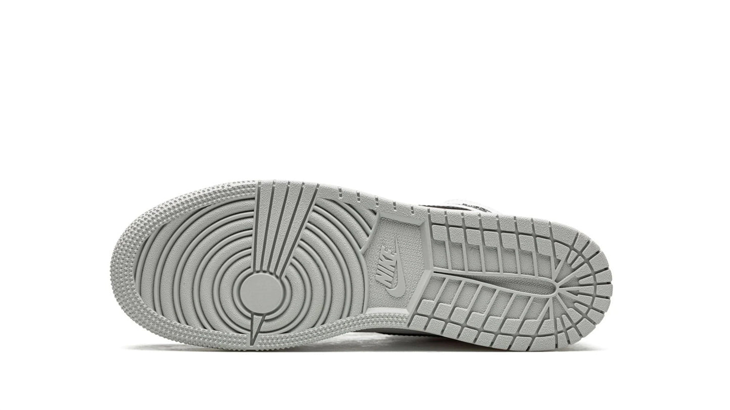 Air Jordan 1 Retro High OG "Stage Haze"